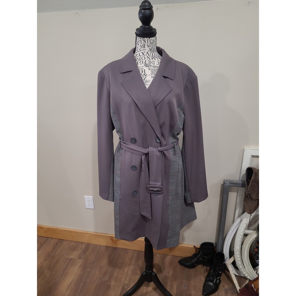 Simply Vera Vera Wang Women SZ XXL gray with plaid back belt dbl. Breast classic